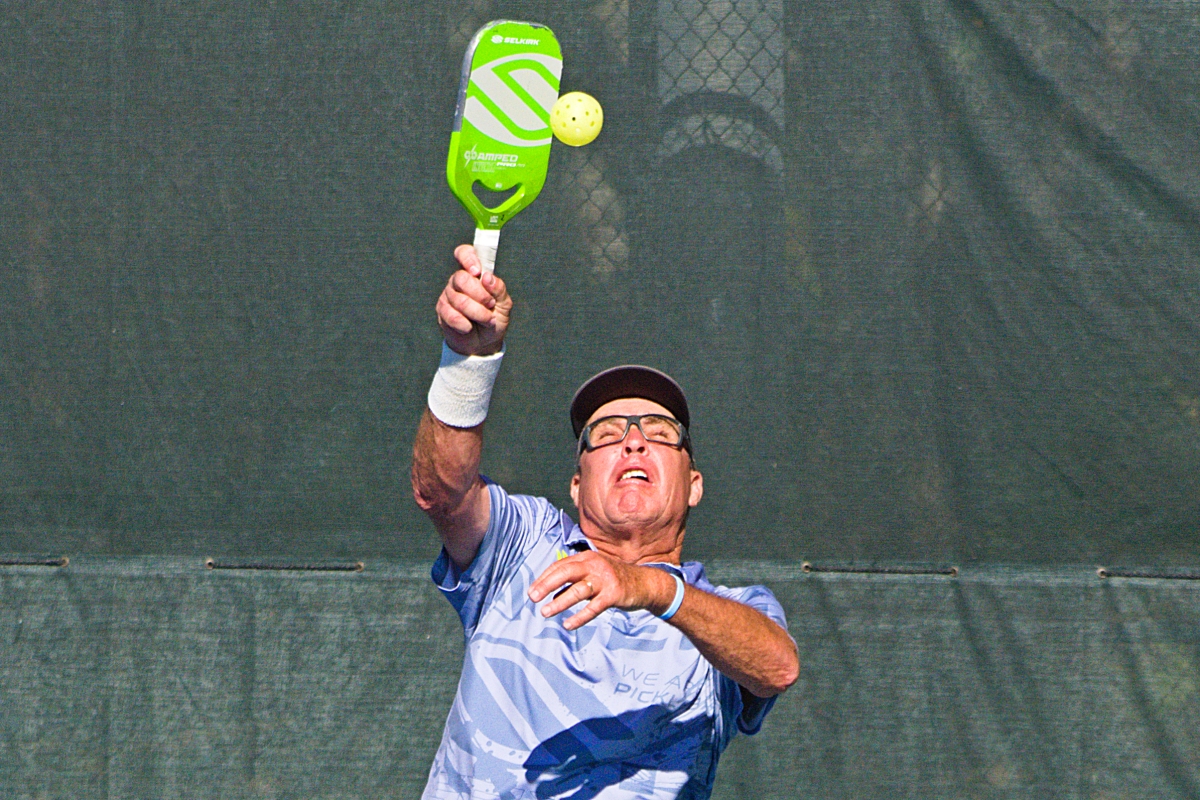 Ivan Lendl hits an overhead smash